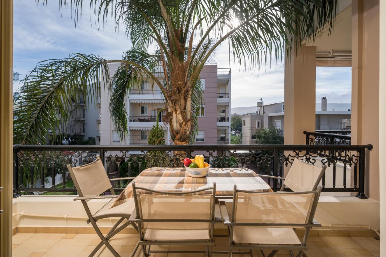 Apartament Luxury Coastal Retreat, Mountain View Balcony With Palm Trees & Parking Chania  Zewnętrze zdjęcie