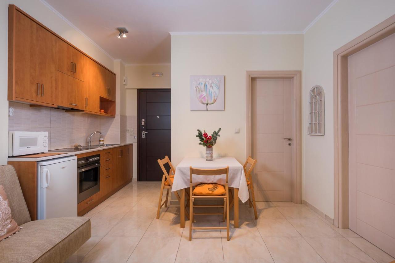Apartament Luxury Coastal Retreat, Mountain View Balcony With Palm Trees & Parking Chania  Zewnętrze zdjęcie
