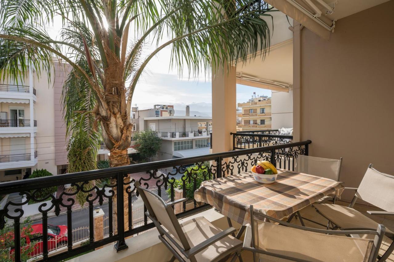 Apartament Luxury Coastal Retreat, Mountain View Balcony With Palm Trees & Parking Chania  Zewnętrze zdjęcie